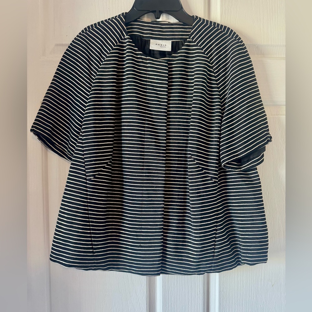 AKRIS PUNTO Holiday Festive Party Black and Gold Striped Top